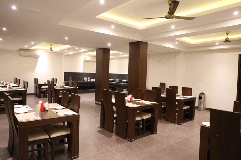 Food & Drinks 4, The Raj Vilas, Agra