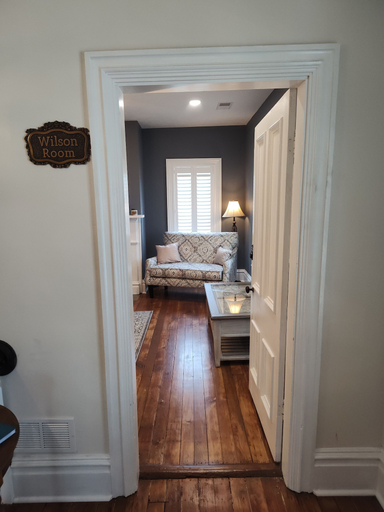 Bedroom 2, Hickory House Bed & Breakfast, Washington