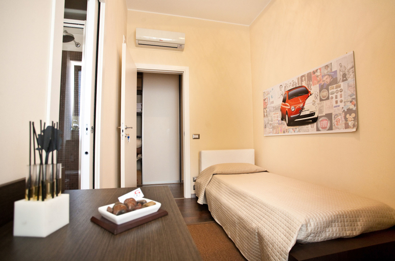 Bedroom 3, Cinquecento B&B, Messina