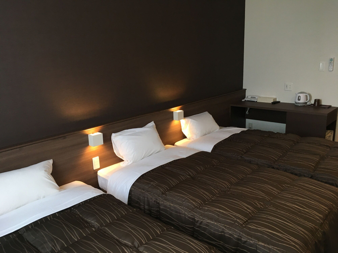 Bedroom 4, Daemado Hotel Hitakatsu, Tsushima