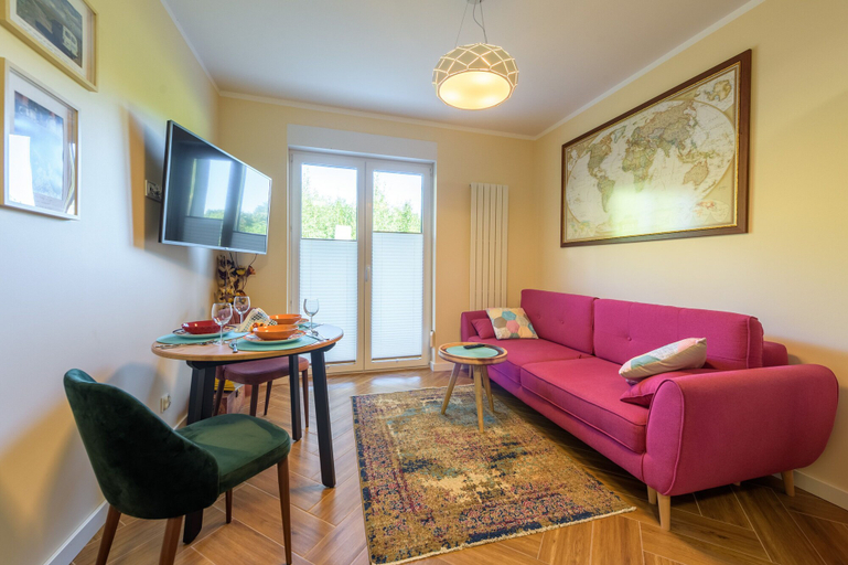 Others 4, Podróżniczy z Sauną - Apartamenty 5d, Lubań