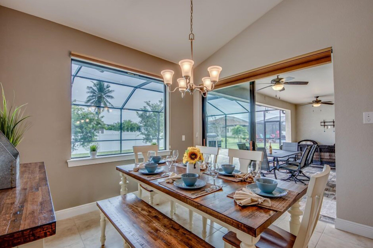 Others 5, House Sunview by Vacationhit, Lee