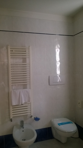 Bathroom 4, Villa Emma, Trento