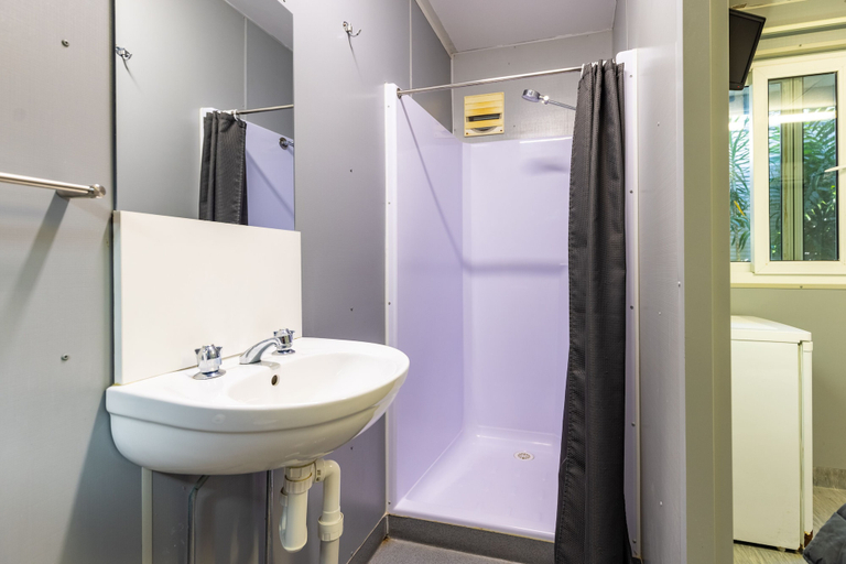 Bathroom 3, NRMA Airlie Beach Holiday Park, Whitsunday