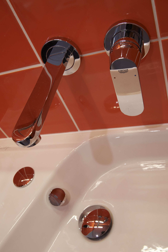 Bathroom 3, Le Nex2, Hautes-Pyrénées