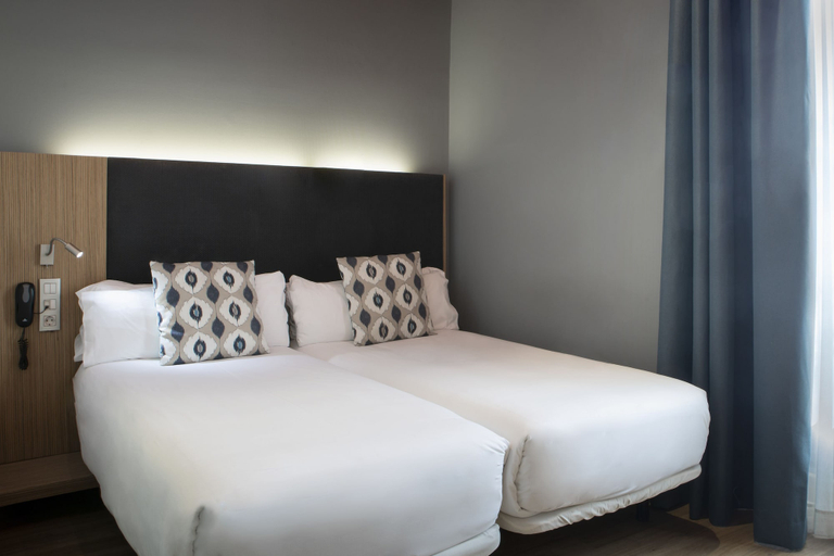 Bedroom 3, Petit Palace Plaza del Carmen, Madrid
