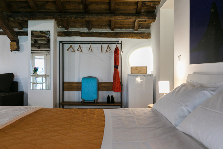 Bedroom 5, Corte del Merlo, Palermo