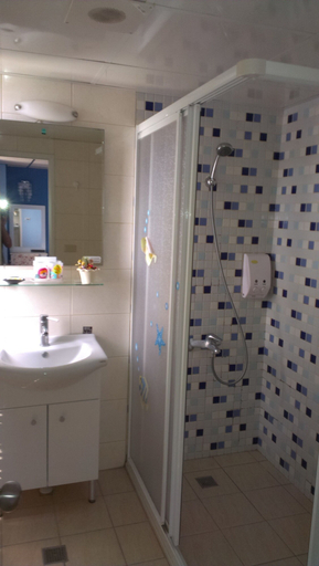 Bathroom 3, Childfun B&B Tong Wan, Yilan