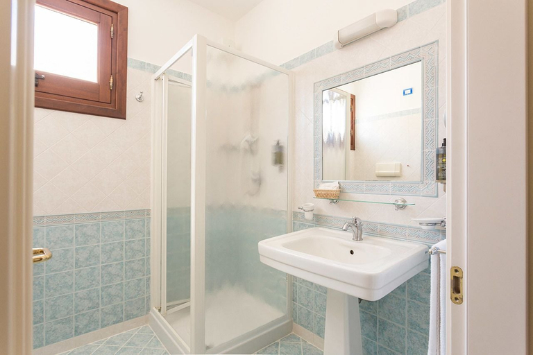 Bathroom 4, Hotel Ristorante Trinacria, Trapani