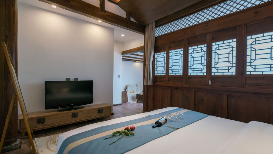 Bedroom 2, Lize Graceland Artistic Suite Inn, Lijiang