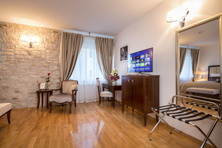 Others 5, Priska Heritage Rooms, Split