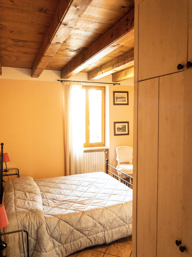 Bedroom 4, Le Finestre su Borghetto, Verona