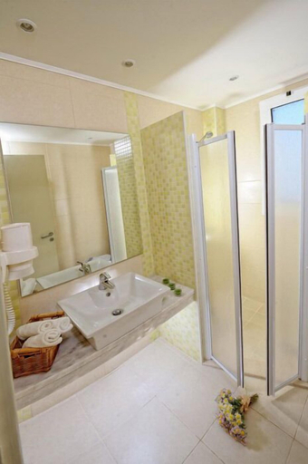 Bathroom 5, Aeolos Beach Resort, Crete