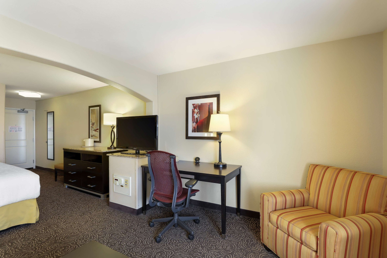 Bedroom 3, Best Western Plus Castle Rock, Douglas