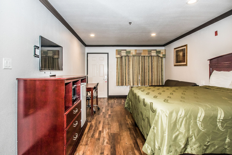 Bedroom 3, Americas Best Value Inn Ft. Worth, Fort Worth