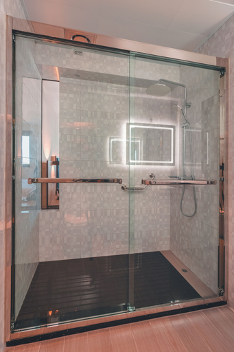 Bathroom 5, Lyz Business Hotel Piura, Piura