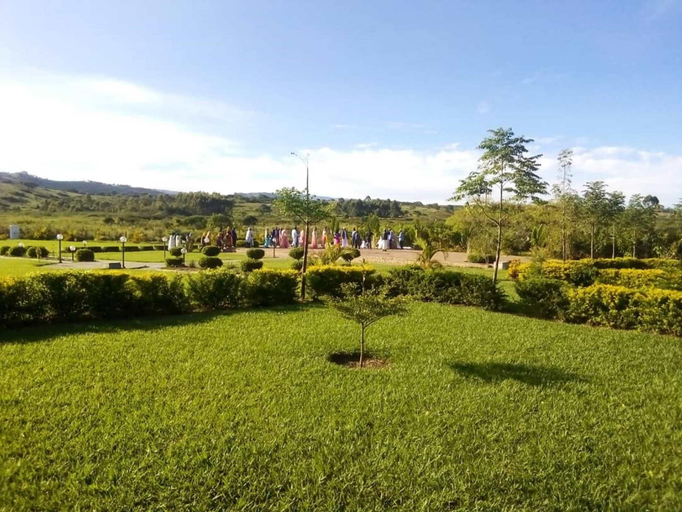 Others 3, Bwizi Gardens and Resort, Kashari