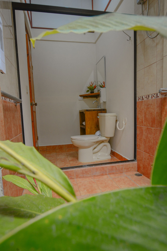 Bathroom 4, Hotel Cerro Lodge, Garabito