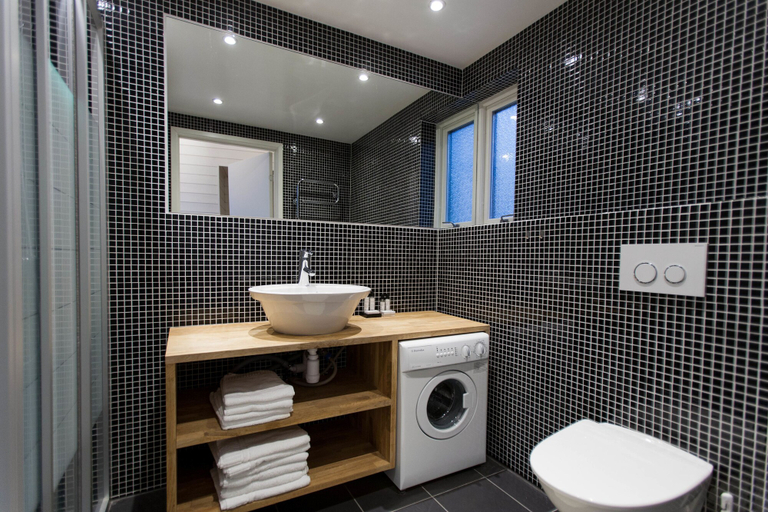 Bathroom 4, Hölick Havsresort, Hudiksvall