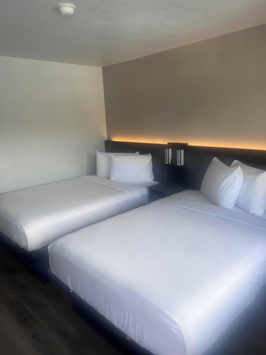 Bedroom 3, Motel 6 Orlando, FL - Winter Park, Orange