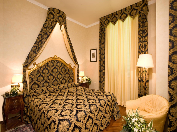 Bedroom 3, Grand Hotel Vittoria, Pesaro E Urbino