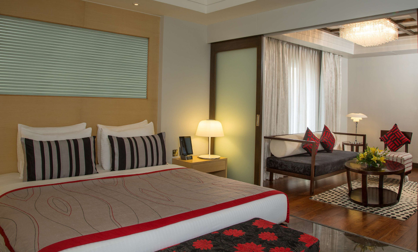 Bedroom 3, Radisson Blu Hotel Ahmedabad, Ahmadabad