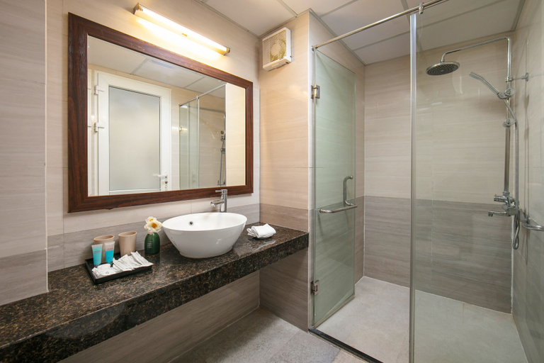 Bathroom 4, Silk Flower Hotel & Spa, Hoàn Kiếm