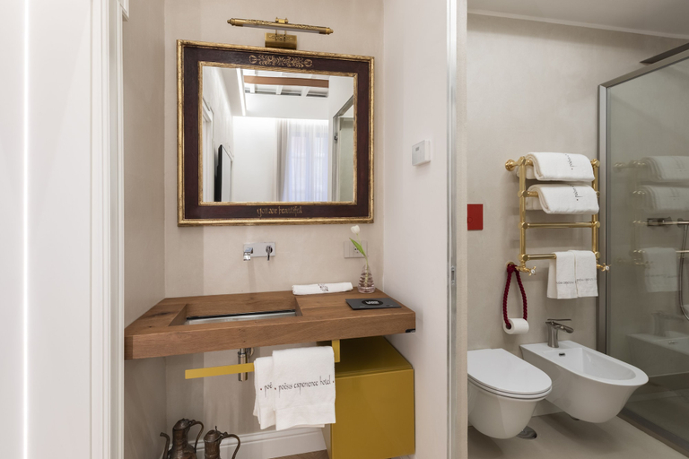 Bathroom 5, Poēsis Experience Hotel, Rome