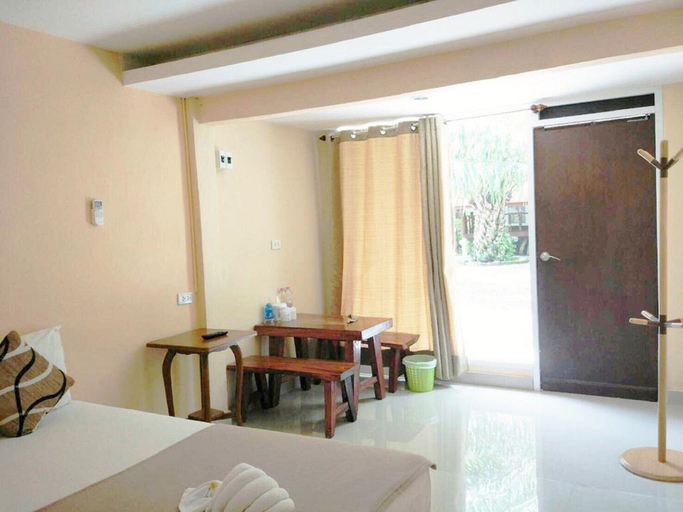 Others 5, Great Hill Resort, Langu