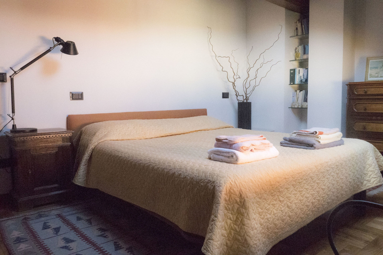 Bedroom 3, Large and Cozy Apartment on two Levels, Bologna