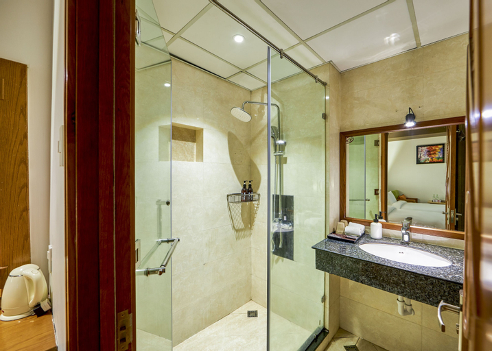 Bathroom 3
