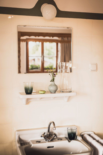 Bathroom 5, Berghotel Altes Wallberghaus, Miesbach