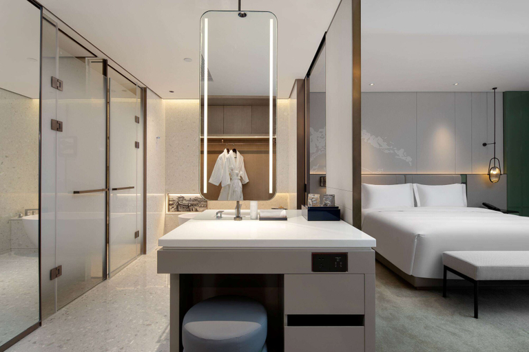 Bathroom 3, Ramada By Wyndham Xiangyang Xiangcheng, Xiangfan