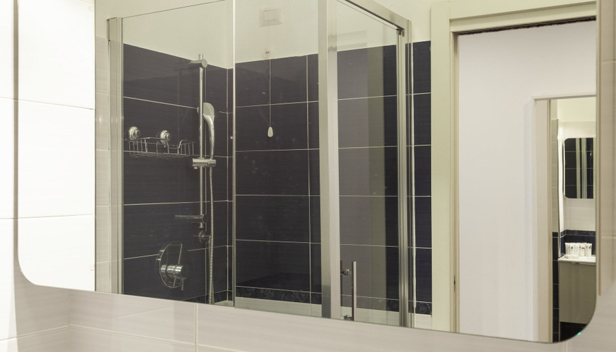 Bathroom 5, Italianway Easy - Palladio 16, Milano