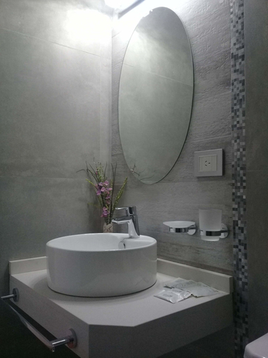 Bathroom 4, Columbia Palace, Distrito Federal