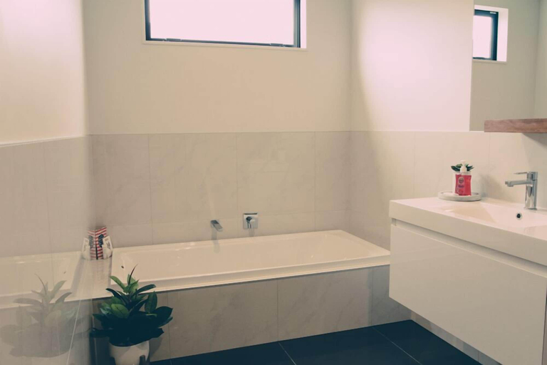 Bathroom, Relax In True New Modern Style, Christchurch