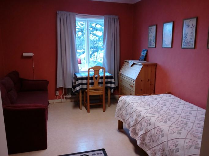 Bedroom 4, Vandrarhemmet Hammar - Hostel, Askersund