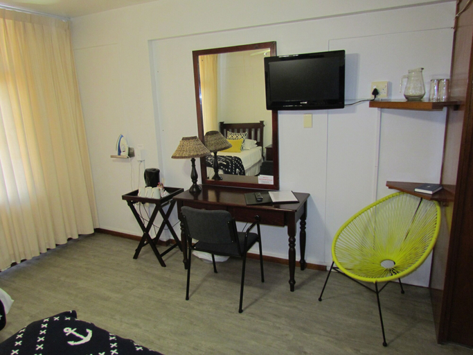 Others 5, Hoedjiesbaai Hotel, West Coast