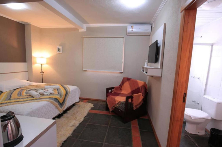 Bedroom 2, Aardvark Inn Pousada, Gramado