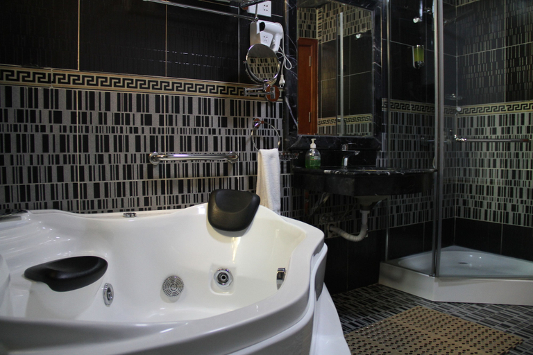 Bathroom 4, Emmad Apartment Hotel, Addis Abeba