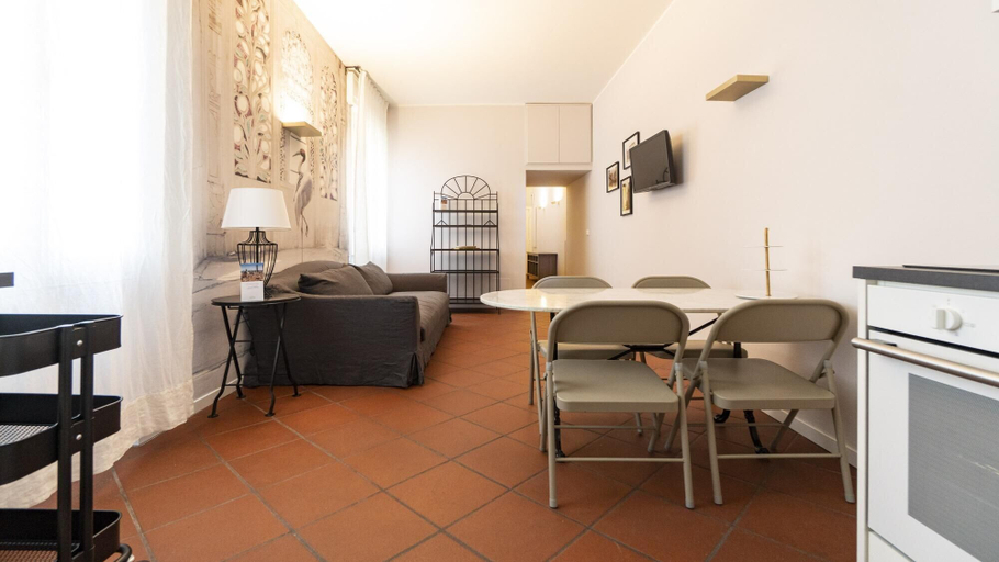 Others 5, Italianway - Altabella 19, Bologna