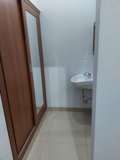 Bathroom 5, Griya Kandel Gelogor Carik, Denpasar