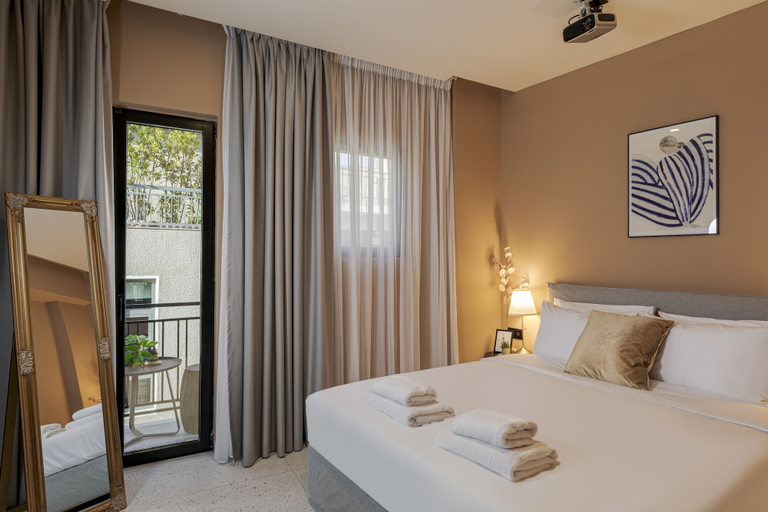 Bedroom 4, Clyde Athens by Nin&Bau, Attica
