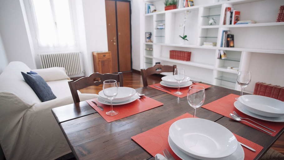 Others 3, Italianway Easy - Giulio Romano 17, Milano