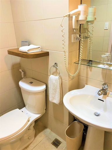 Bathroom 5, One Pacific Place Serviced Residences, Makati City