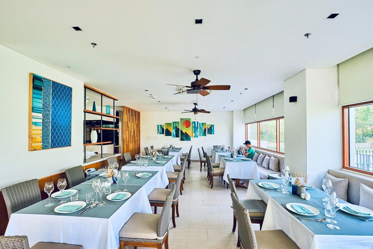 Food & Drinks 5, Wonderful Emblemsea villas 5* few steps to beach, Ngũ Hành Sơn