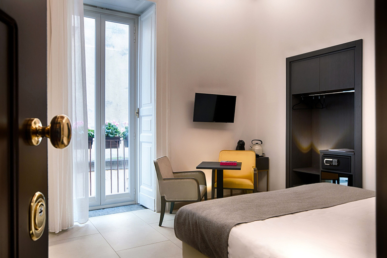 Bedroom 4, Napoli Time, Napoli