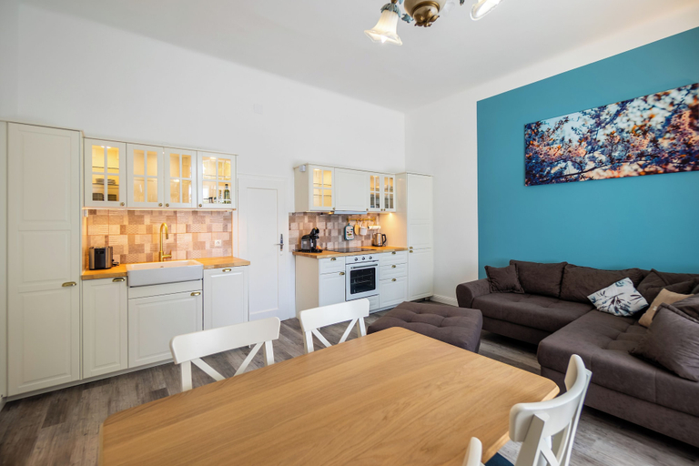 Others 5, Albizia-Apartments, Baden