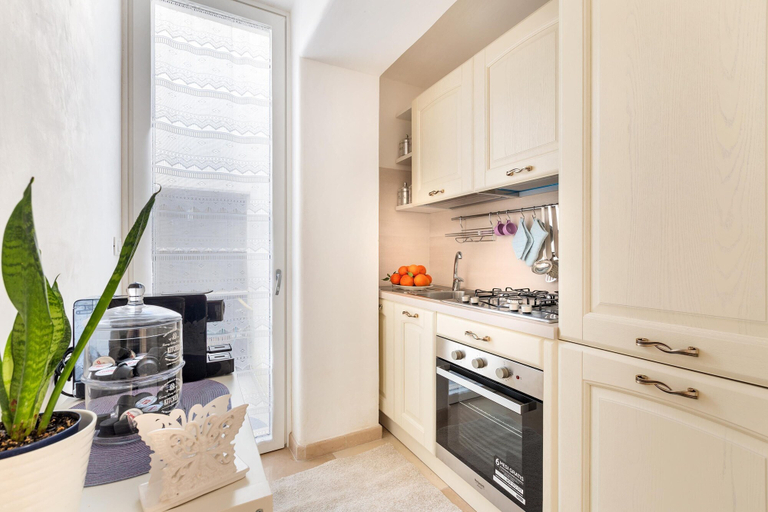 Private kitchen 2, 2196 L`angolo di Dora by Barbarhouse, Brindisi