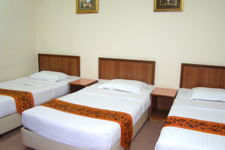 Bedroom 4, KT Beach Resort, Kuala Terengganu